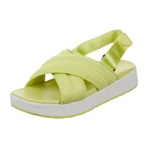 UGG
Slingback Sandals size 9